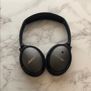Bose noise canceling headphones